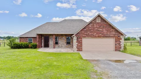 222 E 498 Cir, Pryor, OK 74361