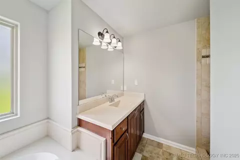 222 E 498 Cir, Pryor, OK 74361 photo 26