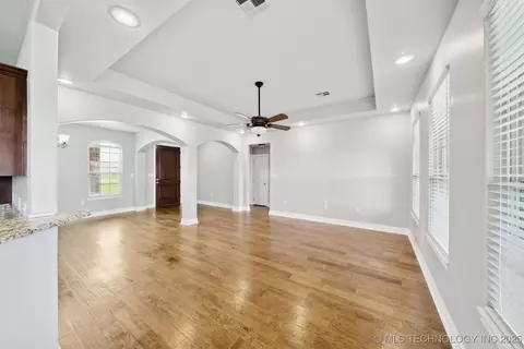 222 E 498 Cir, Pryor, OK 74361 photo 9