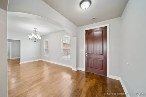 222 E 498 Cir, Pryor, OK 74361 photo 5