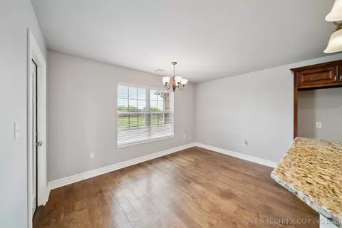 222 E 498 Cir, Pryor, OK 74361 photo 11