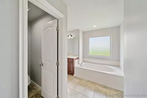 222 E 498 Cir, Pryor, OK 74361 photo 24
