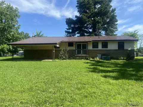 10650 W Hwy 9 Hwy, Stigler, OK 74462