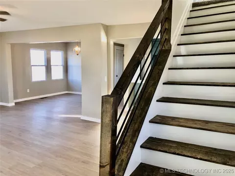 1423 E Walnut St, Cushing, OK 74023 photo 14