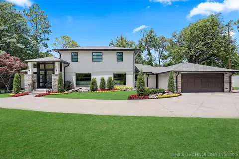 2227 E 26th Pl, Tulsa, OK 74114