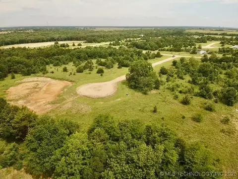 37 Red Bird Ln, Colbert, OK 74733