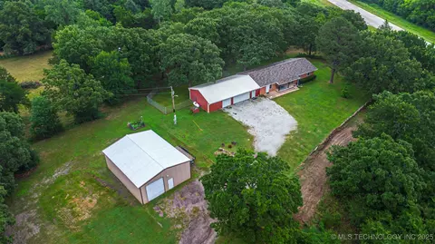 27901 County Road 1490, Allen, OK 74825