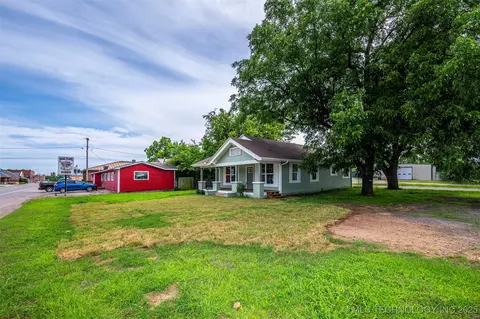 211 N 3rd St, Davis, OK 73030 photo 7
