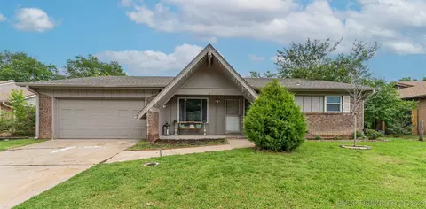 9667 E 27th St, Tulsa, OK 74129 photo 1