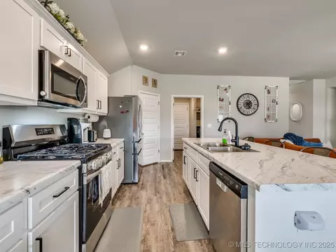 23285 E 114th St, Broken Arrow, OK 74014 photo 9