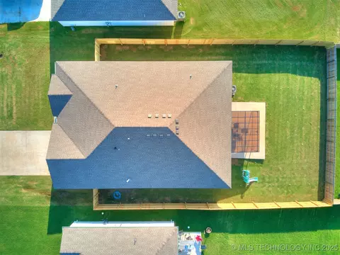 23285 E 114th St, Broken Arrow, OK 74014 photo 2