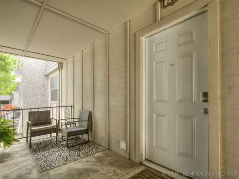 4640 E 68th Street 285, Tulsa, OK 74136 photo 2