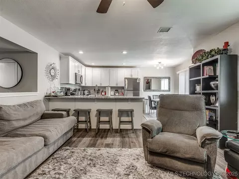 4640 E 68th Street 285, Tulsa, OK 74136 photo 6