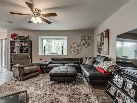 4640 E 68th Street 285, Tulsa, OK 74136 photo 5