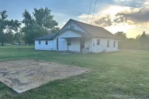 813 N Kern Ave, Okmulgee, OK 74447