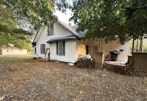 1101 N Collins Ave, Okmulgee, OK 74447