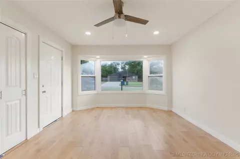 4138 E 36th St, Tulsa, OK 74135 photo 7