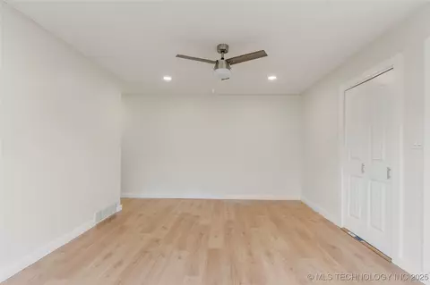 4138 E 36th St, Tulsa, OK 74135 photo 5