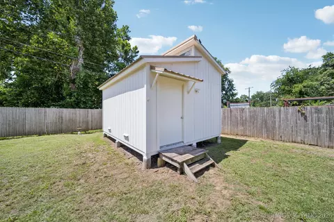 268 E 45th Ct, Tulsa, OK 74105 photo 16