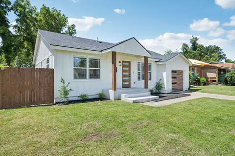268 E 45th Ct, Tulsa, OK 74105 photo 2