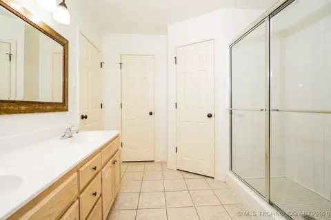 4425 S 198 Pl E, Broken Arrow, OK 74014 photo 11