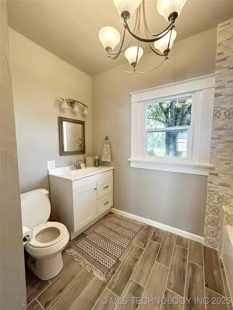 409 E Walnut St, Cushing, OK 74023 photo 27