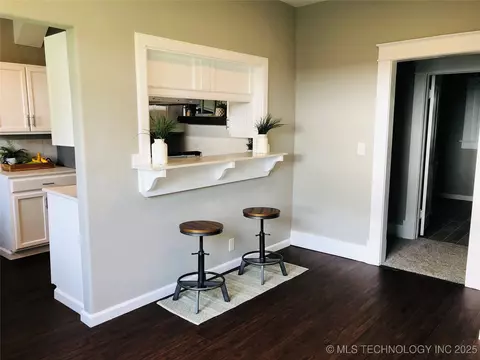 409 E Walnut St, Cushing, OK 74023 photo 18