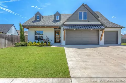 13853 S 21st Ct E, Bixby, OK 74008