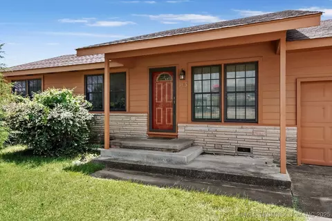 705 W Hartford Pl, Broken Arrow, OK 74012