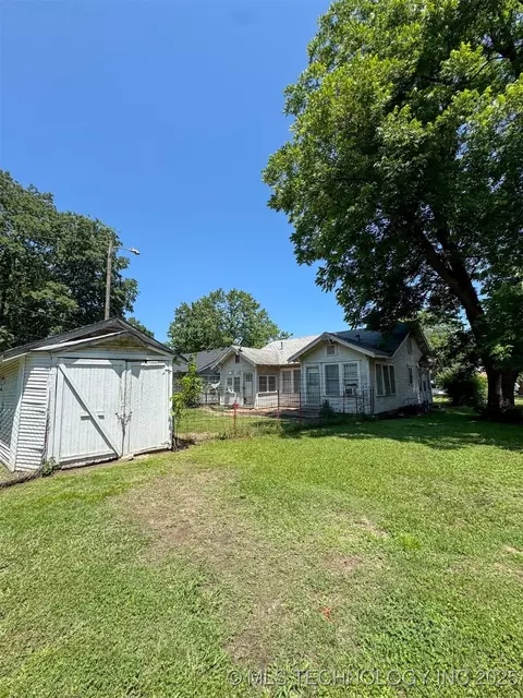 731 E 14th, Ada, OK 74820 photo 27