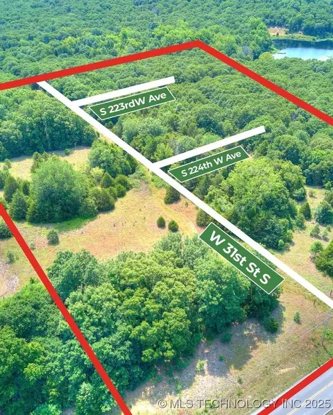 S 225th Avenue, Sand Springs, OK 74063