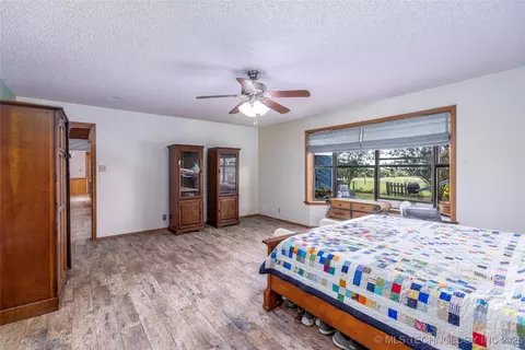 Bedroom - 653 Max St, Mead, OK 73449 photo 14 of 15
