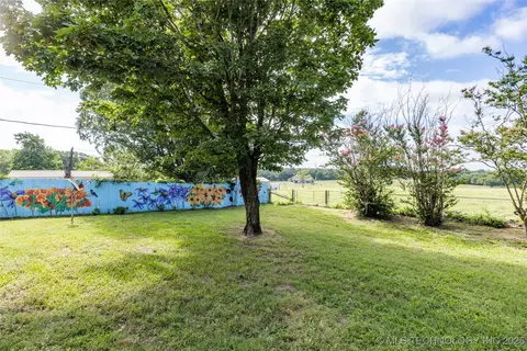 Exterior - 653 Max St, Mead, OK 73449 photo 15 of 16