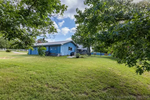 Exterior - 653 Max St, Mead, OK 73449 photo 9 of 16