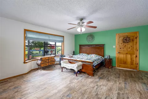 Bedroom - 653 Max St, Mead, OK 73449 photo 12 of 15