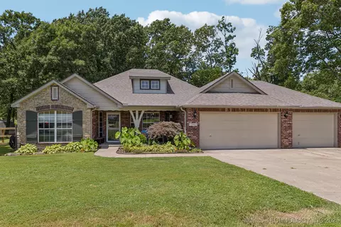 13960 S 261st East Ave, Coweta, OK 74429