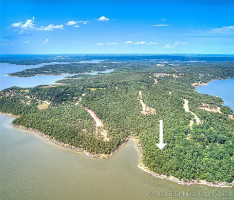 107 Patriot Pointe, Eufaula, OK 74432