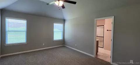 Bedroom - 911 E Fulton Ct, Broken Arrow, OK 74012 photo 1 of 5
