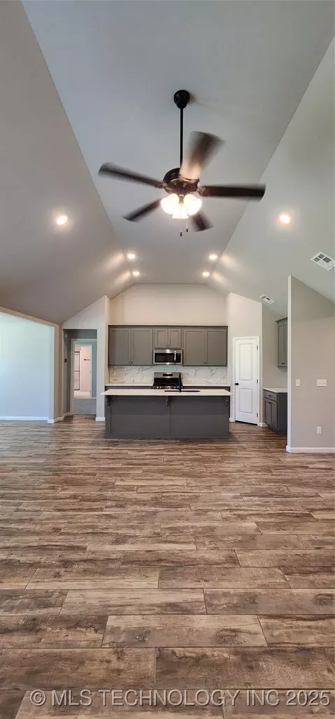Other - 911 E Fulton Ct, Broken Arrow, OK 74012 photo 4 of 13