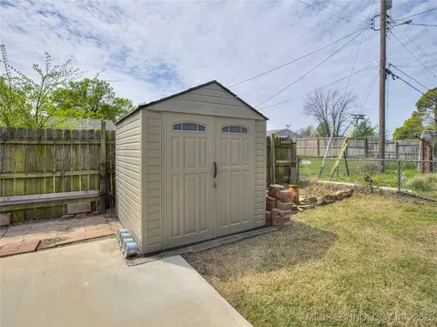 338 E 45th Pl, Tulsa, OK 74105 photo 30
