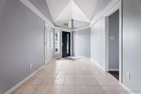 Entry Way - 56901 E Walnut, Monkey Island, OK 74331 photo 1 of 1
