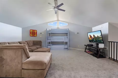 Living - 56901 E Walnut, Monkey Island, OK 74331 photo 3 of 3
