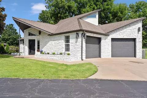 56901 E Walnut, Monkey Island, OK 74331