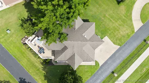 View/Area - 56901 E Walnut, Monkey Island, OK 74331 photo 2 of 5
