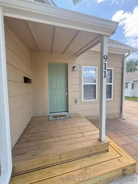 911 E Maple St, Cushing, OK 74023 photo 52