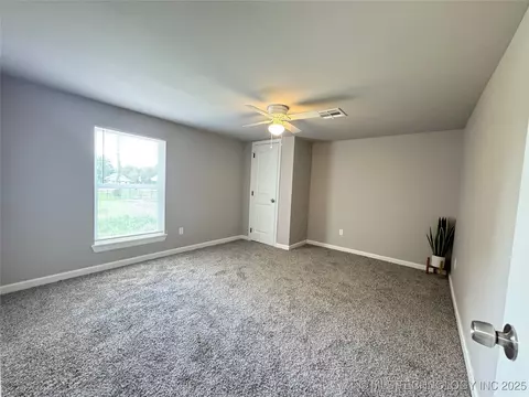 911 E Maple St, Cushing, OK 74023 photo 20