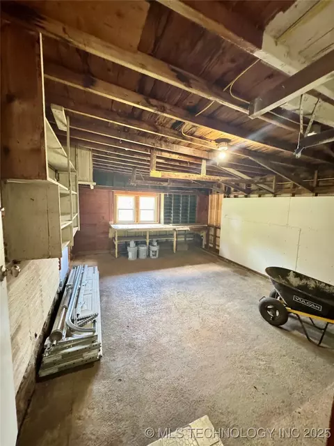 911 E Maple St, Cushing, OK 74023 photo 39
