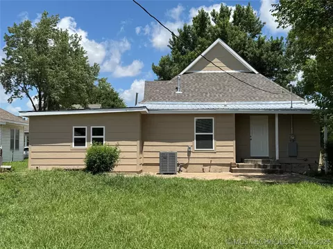 911 E Maple St, Cushing, OK 74023 photo 42