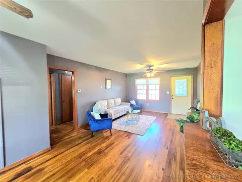 305 Chronister Ave, Drumright, OK 74030 photo 10