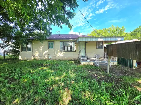 305 Chronister Ave, Drumright, OK 74030 photo 32